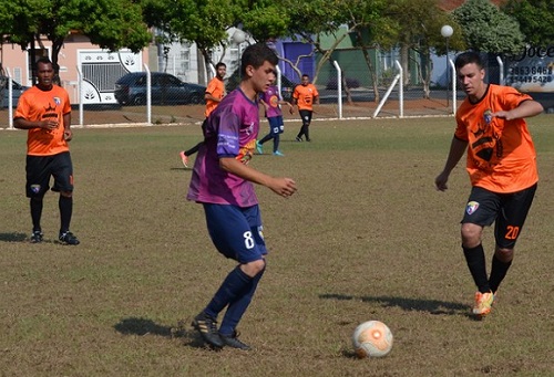 Galera do futebol amador volta com apetite por gols