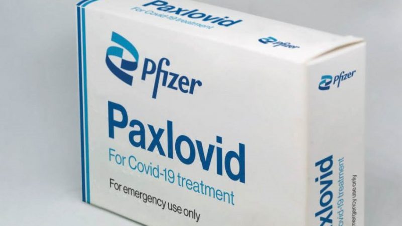 Pfizer obtém autorização emergencial para utilização de pilula contra Covid