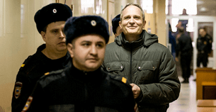 Rússia liberta Testemunha de Jeová presa há 5 anos