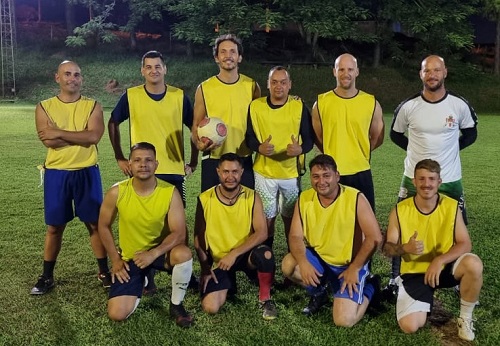 Time do capitão Chaim fatura torneio na AABB