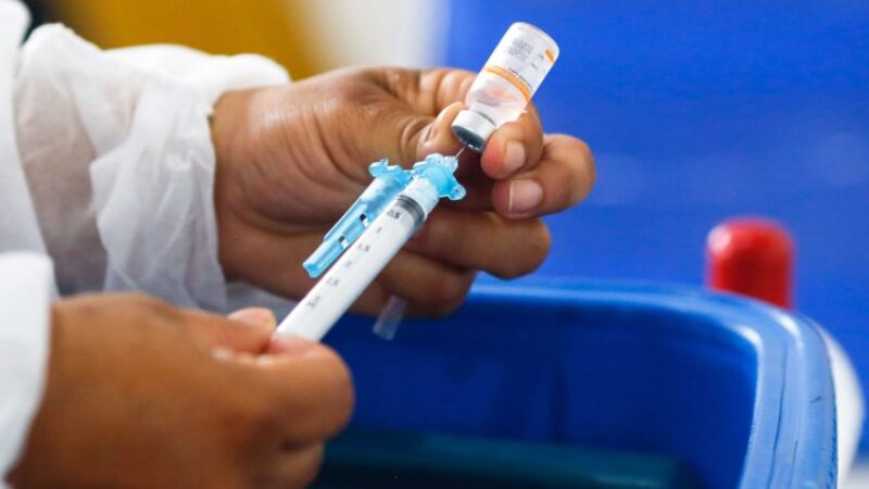 Vacinação para os ‘quarentões’ começa segunda-feira