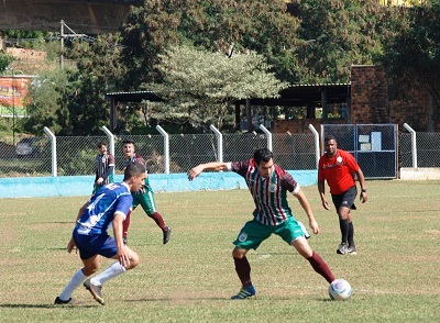 1ª Divisão define finalistas neste domingo