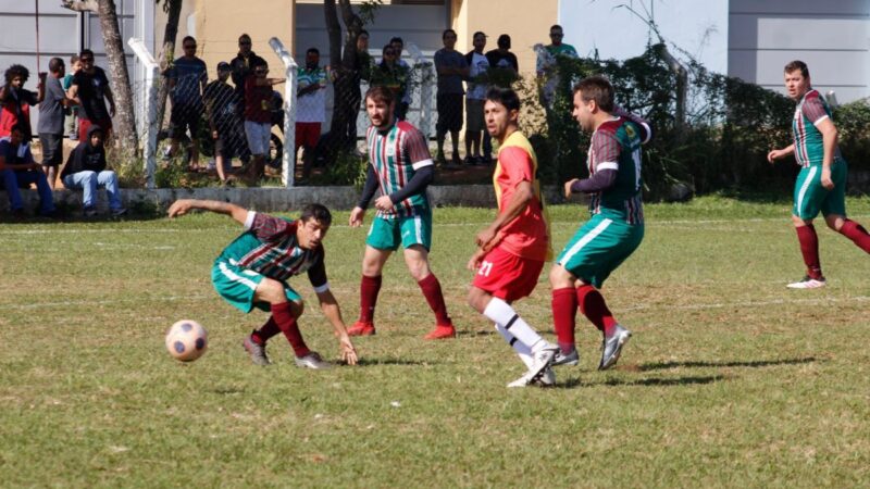 Bola rola em período integral na Copa Transição