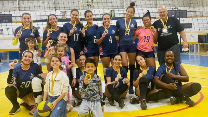 Voleibol feminino conquista Copa Jaguariúna