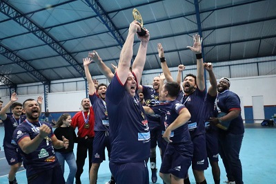 Invicto, handebol masculino é campeão da Liga Estadual