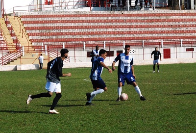 Valência e BFC na final da Copa Transição