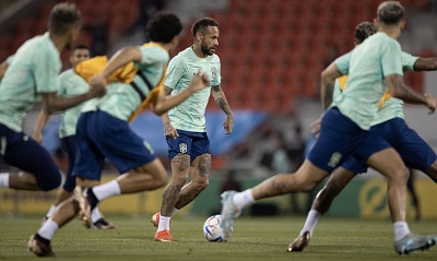 Com Neymar recuperado, Brasil enfrenta Coreia hoje