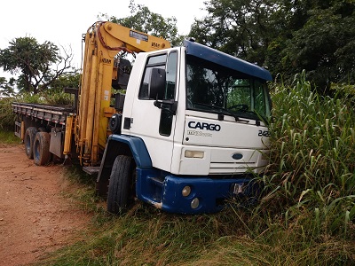 Caminhão furtado em Mogi é localizado na Jacuba