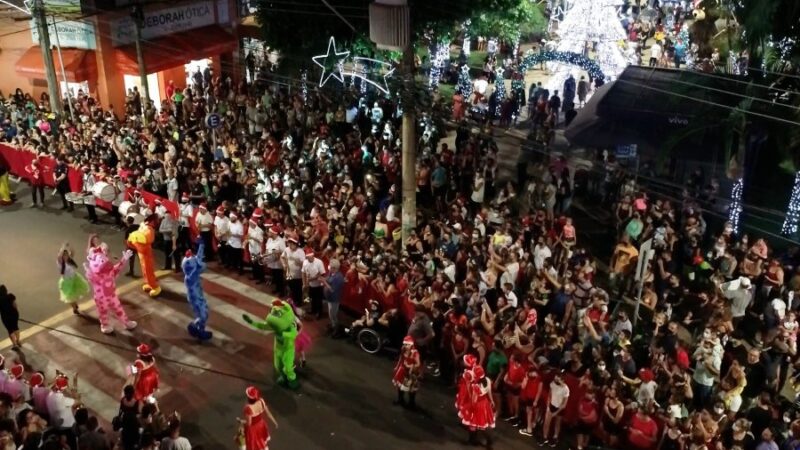 Parada de Natal é a atração de hoje em Mogi Guaçu