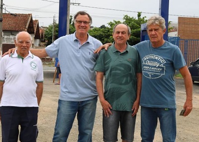 Ex-técnicos do Usina recebem homenagens