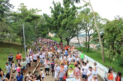 Carnaval Itapirense retorna com sucesso após pandemia