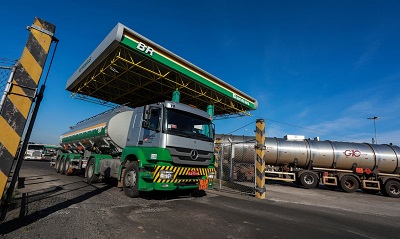 Petrobras reduz preço do diesel nas distribuidoras