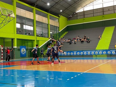 Handebol vence mais uma na Liga