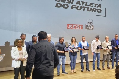 Município é homenageado em encontro de parceiros do SESI Atletas do Futuro