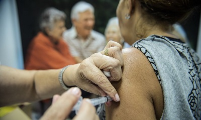 Mais de 43 milhões já se vacinaram contra gripe no Brasil