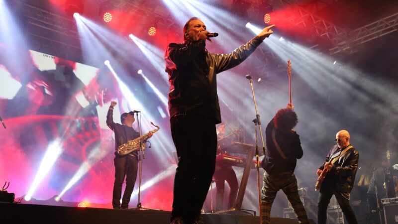 Itapira Parque Rock repete sucesso e reúne milhares de pessoas