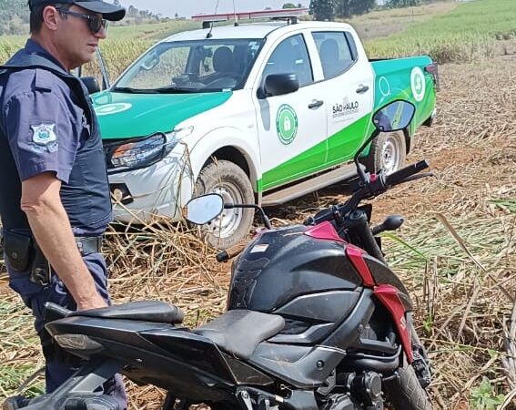 Mais uma moto é achada no meio do mato