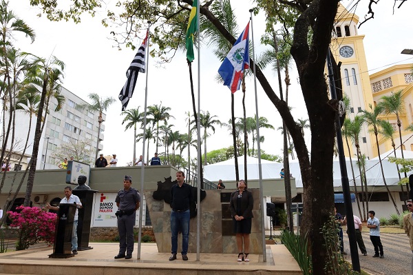 Ato Cívico marca o 7 de Setembro em Itapira na Praça Bernardino