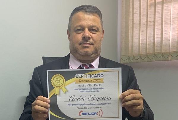 André Siqueira recebe prêmio de ‘Vereador Mais Atuante’