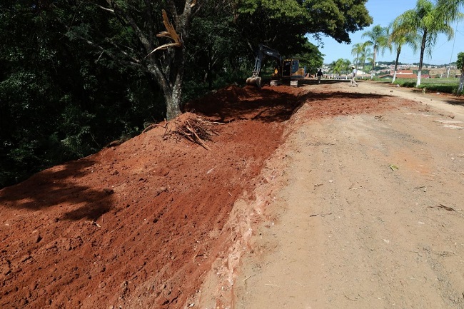 Começou obra da nova rua que irá ligar o Penhão à Vila Izaura