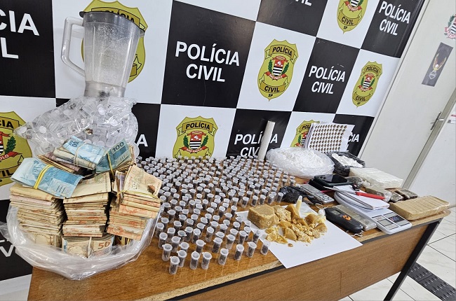 Em Itapira: DISE prende ‘chefe do tráfico’ com 6kg de drogas e R$ 43 mil