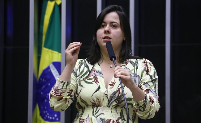 Deputada Sâmia Bomfim destina R$ 800 mil em investimentos para Itapira