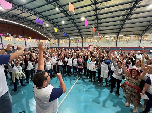 Projeto SuperAção promove festa junina para os participantes