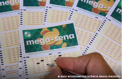 Sem ganhadores, Mega-Sena acumula e prêmio vai para R$ 14 milhões