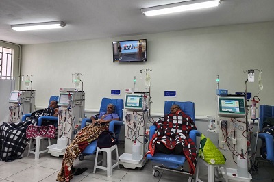 Saúde instala TVs e internet gratuita para pacientes do Centro de Hemodiálise