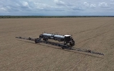 Incomagri inicia teste do maior pulverizador do Brasil