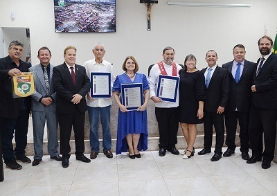 Câmara Municipal realizou entrega de mais 3 títulos de cidadania