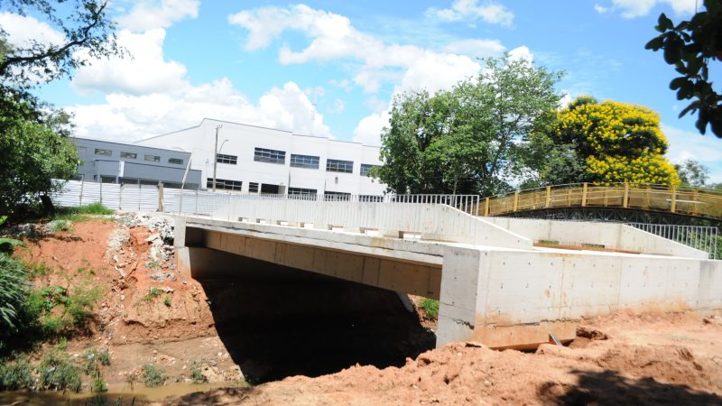 Obra da nova ponte sobre o Ribeirão da Penha entra na reta final